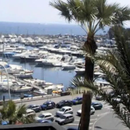 Caracciolo 10 Oda ve Kahvaltı Napoli