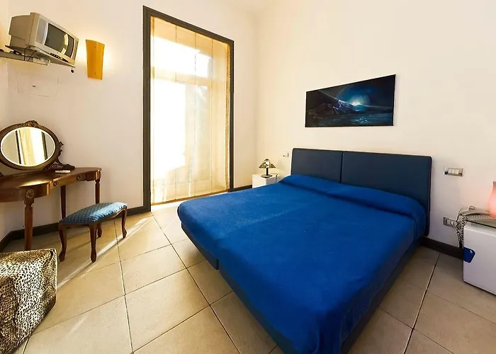 Caracciolo 10 4* Napoli