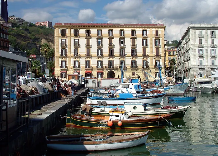 Caracciolo 10 Bed & Breakfast Napoli