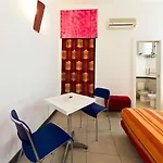 Caracciolo 10 Bed & Breakfast Napoli